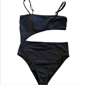 Shade & Shore Black Asymmetrical Cutout Ribbed One-Piece Swimsuit Size Large